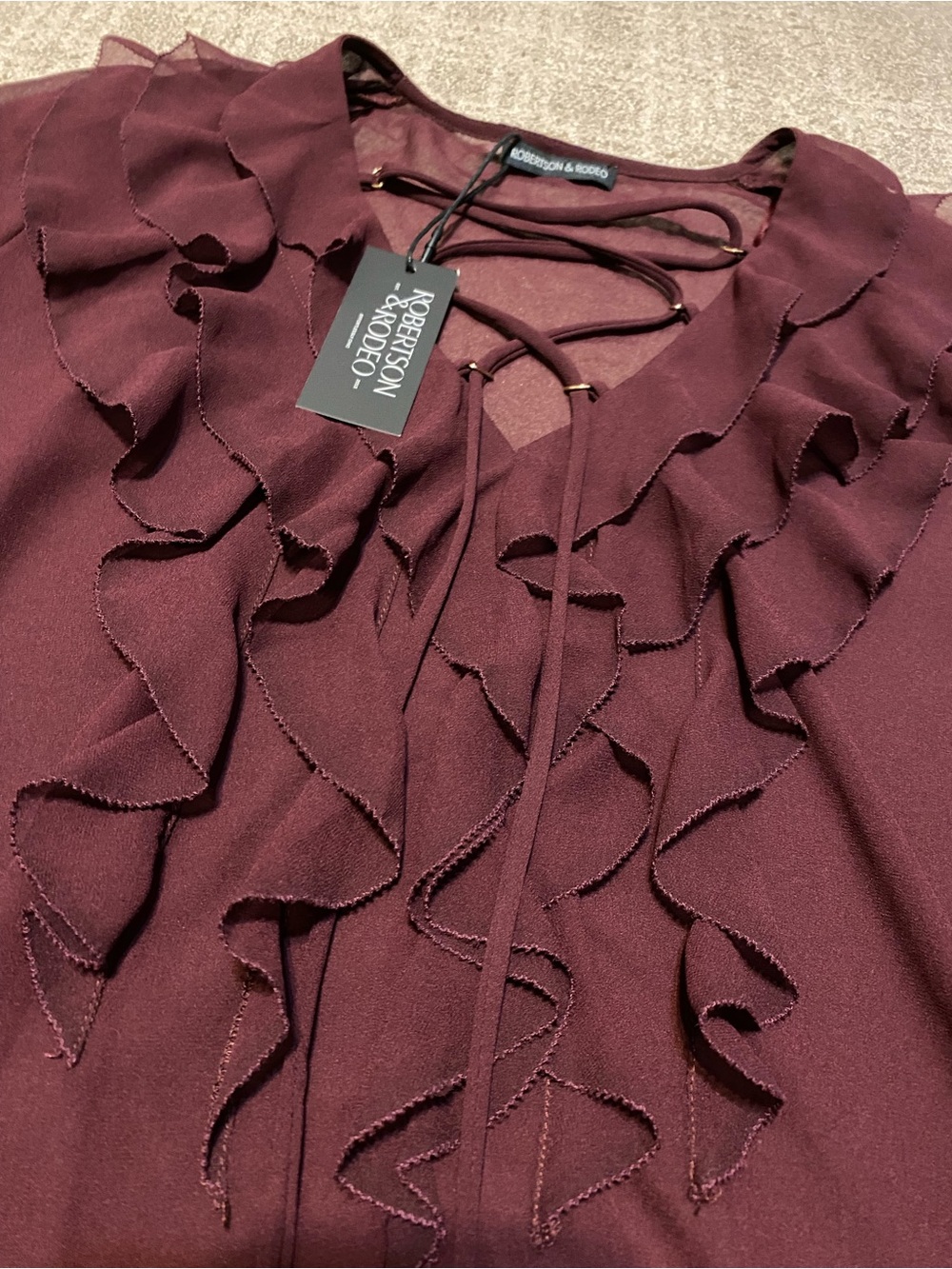 Nwt {Robertson + Rodeo | Mixology} Chloe Ruffle Top | Sangria ~ Size Medium — image 5 of 8